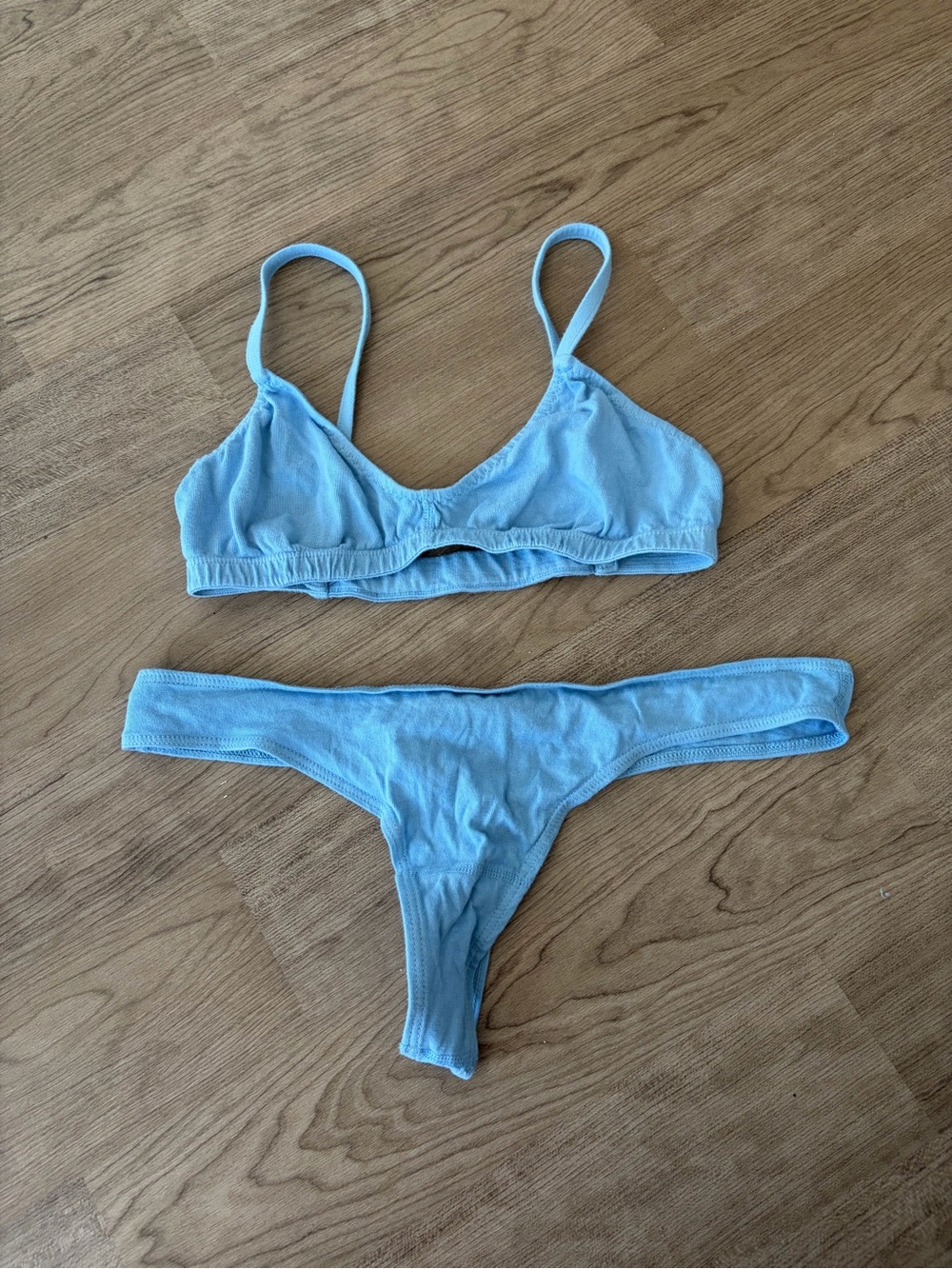 Pansy co sky blue thong and bra